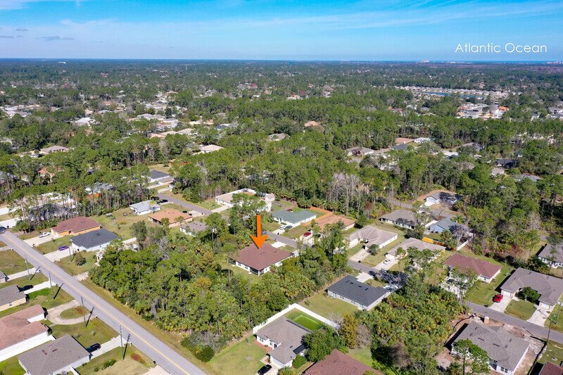 LIKE NEW 3/2/2 TOWNHOME IN POPULAR PINE GROVE property image