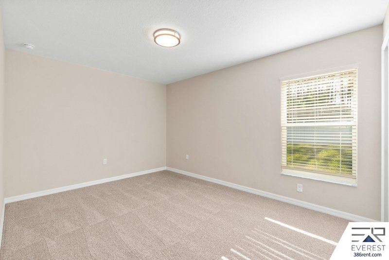 FULLY FENCED, LIKE NEW 4/2/2 IN POPULAR PINE GROVE property image