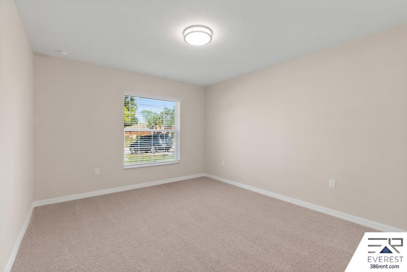 FULLY FENCED, LIKE NEW 4/2/2 IN POPULAR PINE GROVE property image