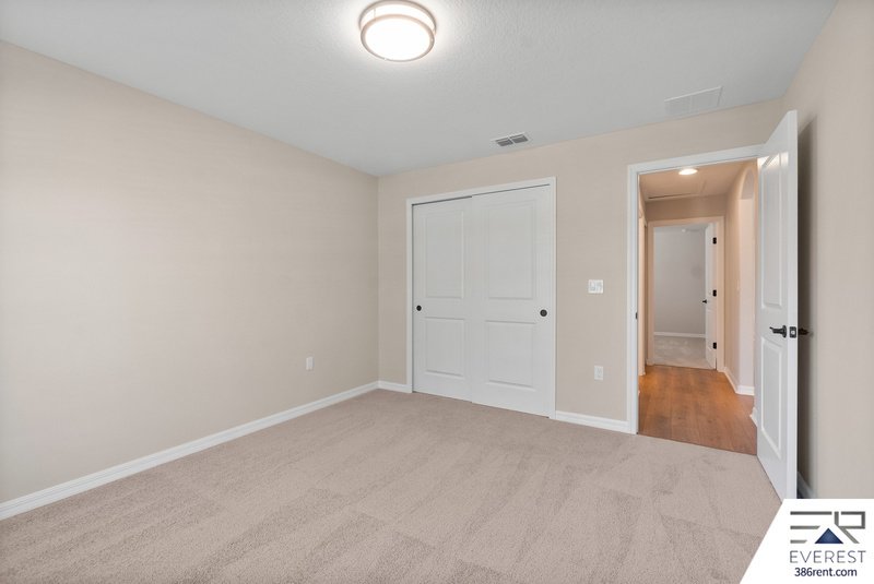 FULLY FENCED, LIKE NEW 4/2/2 IN POPULAR PINE GROVE property image