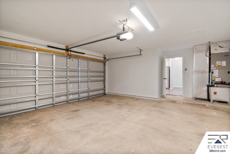 FULLY FENCED, LIKE NEW 4/2/2 IN POPULAR PINE GROVE property image