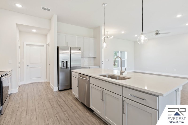 LIKE NEW, UPGRADED 3/2/2 IN DESIRABLE INDIAN TRAILS property image