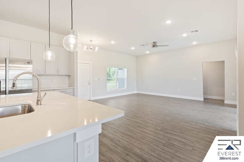 LIKE NEW, UPGRADED 3/2/2 IN DESIRABLE INDIAN TRAILS property image