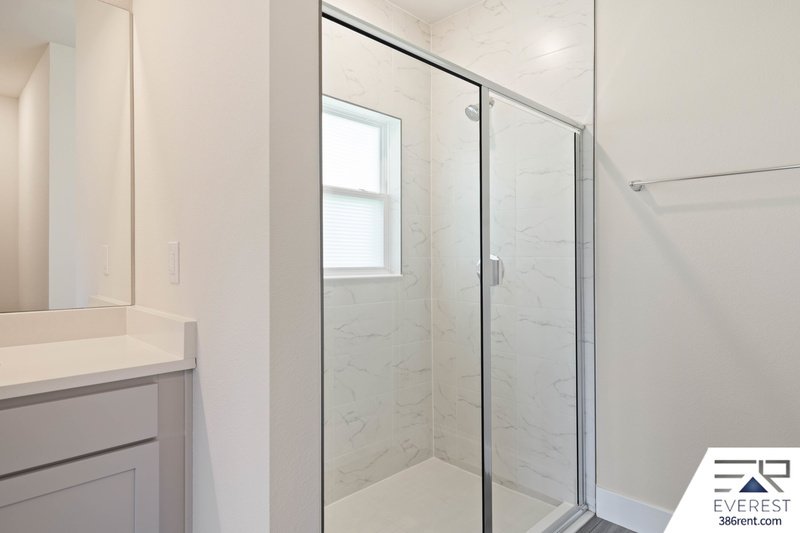 LIKE NEW, UPGRADED 3/2/2 IN DESIRABLE INDIAN TRAILS property image