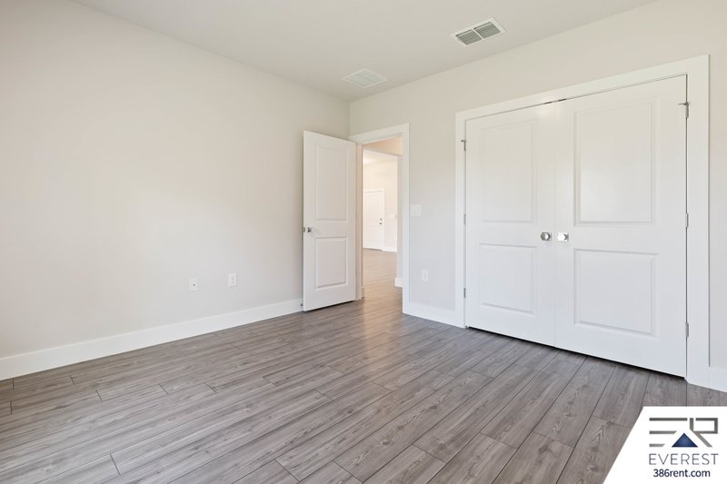 LIKE NEW, UPGRADED 3/2/2 IN DESIRABLE INDIAN TRAILS property image