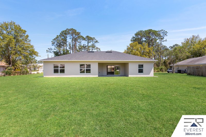 LIKE NEW, UPGRADED 3/2/2 IN DESIRABLE INDIAN TRAILS property image