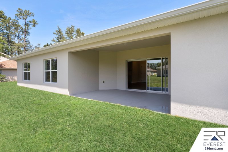 LIKE NEW, UPGRADED 3/2/2 IN DESIRABLE INDIAN TRAILS property image