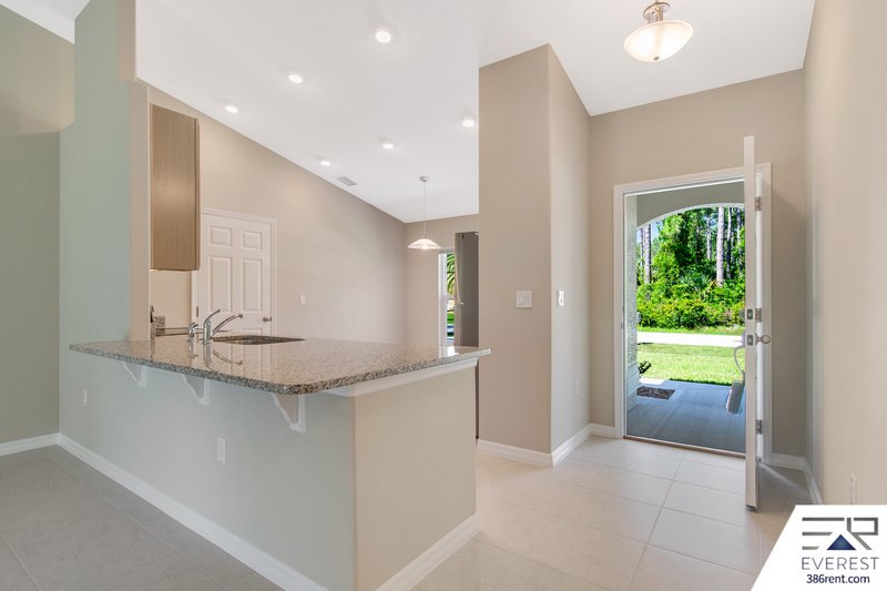 FULLY FENCED, LIKE NEW 4/2/2 IN DESIRABLE INDIAN TRAILS property image