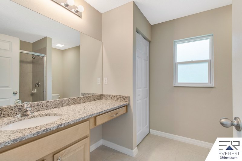 FULLY FENCED, LIKE NEW 4/2/2 IN DESIRABLE INDIAN TRAILS property image