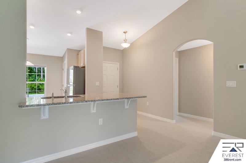 FULLY FENCED, LIKE NEW 4/2/2 IN DESIRABLE INDIAN TRAILS property image