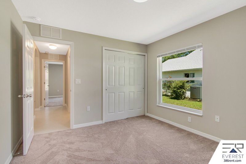 FULLY FENCED, LIKE NEW 4/2/2 IN DESIRABLE INDIAN TRAILS property image