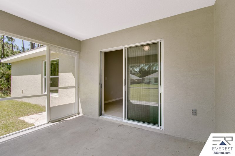 FULLY FENCED, LIKE NEW 4/2/2 IN DESIRABLE INDIAN TRAILS property image