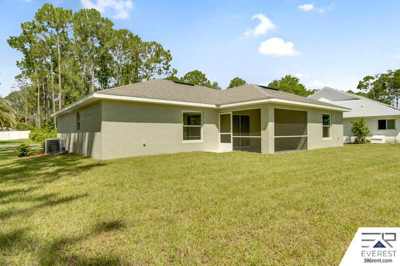 FULLY FENCED, LIKE NEW 4/2/2 IN DESIRABLE INDIAN TRAILS property image