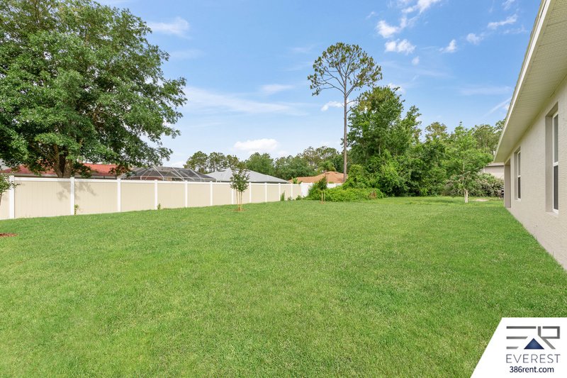 FULLY FENCED 3/2/2 IN DESIRABLE QUAIL HOLLOW property image