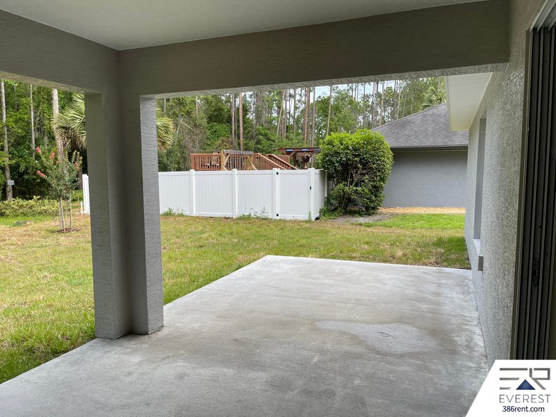 LIKE NEW 4/2/2 ON A CUL DE SAC IN BEAUTIFUL SEMINOLE WOODS property image
