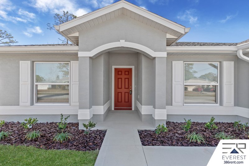 LIKE NEW 4/2/2 ON A CUL DE SAC IN DESIRABLE INDIAN TRAILS property image