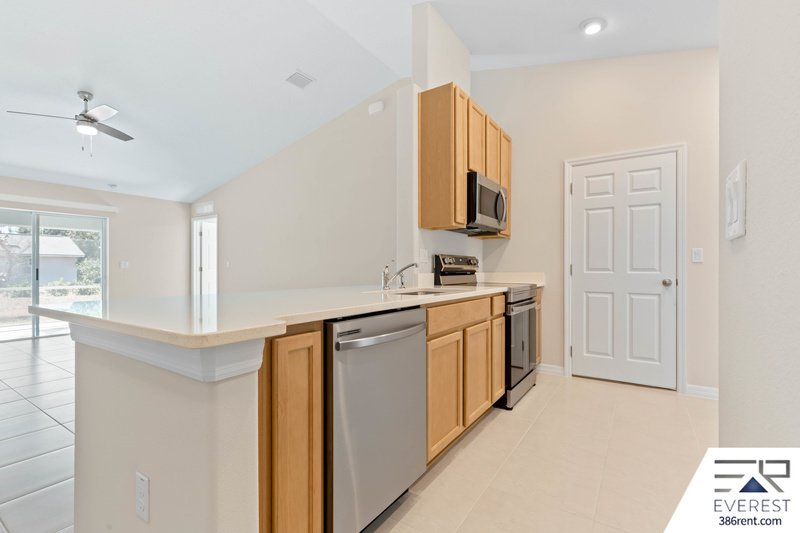 LIKE NEW 4/2/2 ON A CUL DE SAC IN DESIRABLE INDIAN TRAILS property image