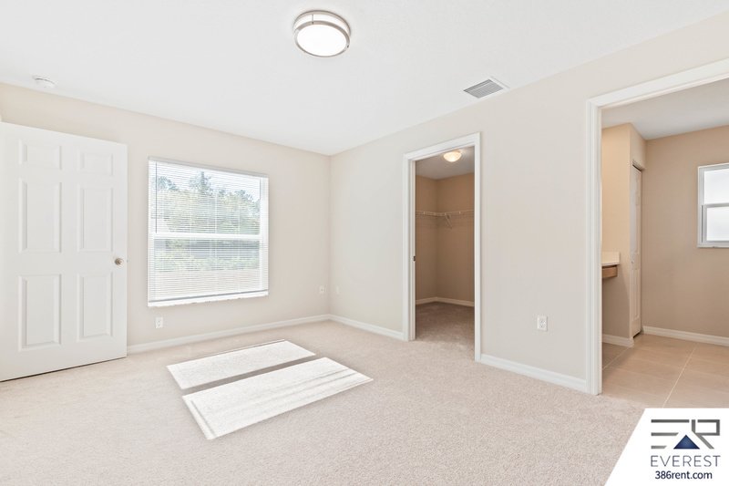 LIKE NEW 4/2/2 ON A CUL DE SAC IN DESIRABLE INDIAN TRAILS property image