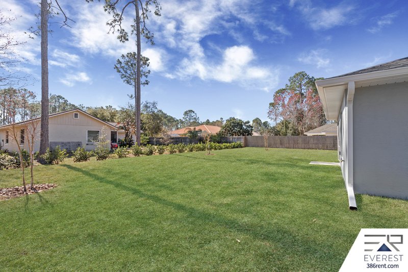 LIKE NEW 4/2/2 ON A CUL DE SAC IN DESIRABLE INDIAN TRAILS property image