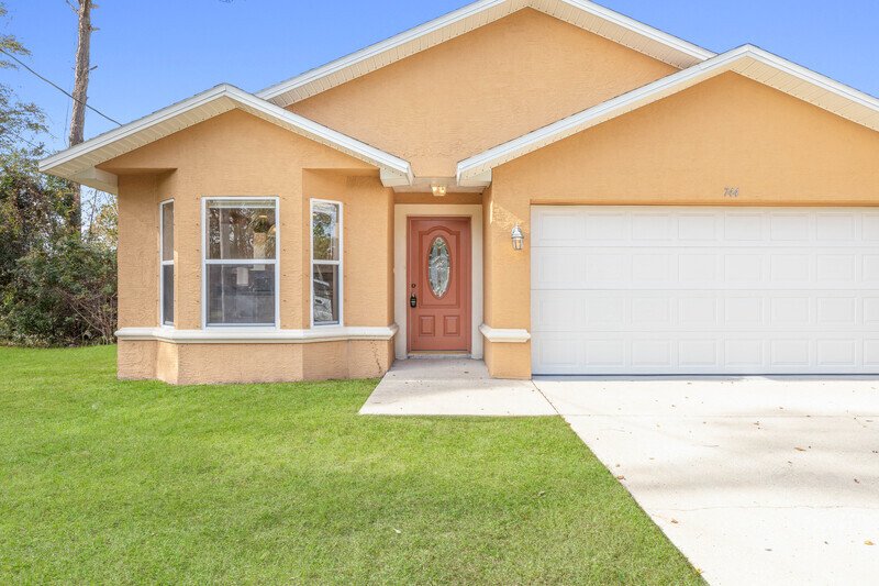 FULLY FENCED 3/2/2 IN FAMOUS DAYTONA BEACH property image