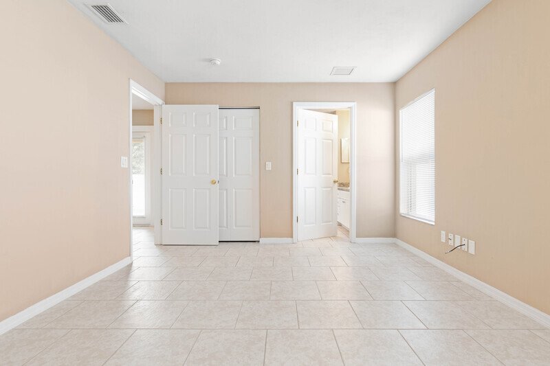 FULLY FENCED 3/2/2 IN FAMOUS DAYTONA BEACH property image