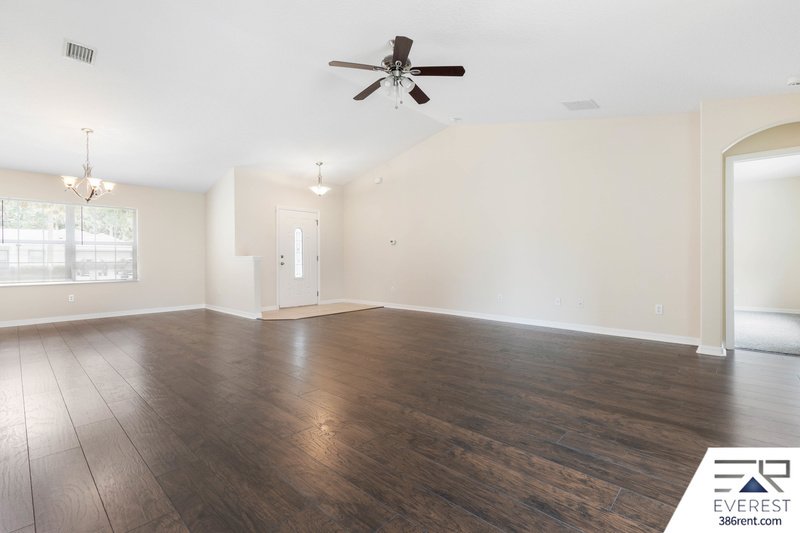 LIKE NEW 4/3/2 IN POPULAR LEHIGH WOODS property image