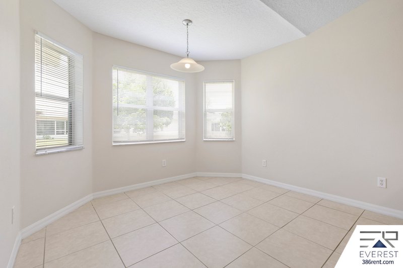 LIKE NEW 4/3/2 IN POPULAR LEHIGH WOODS property image
