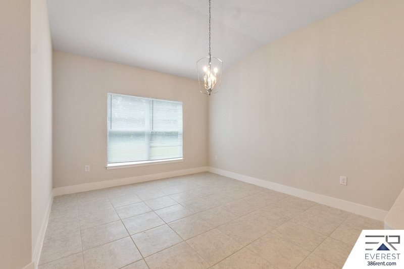 LIKE NEW, UPGRADED 3/2/2 IN POPULAR LEHIGH WOODS property image