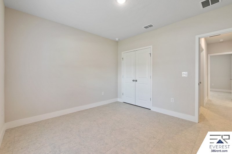 LIKE NEW, UPGRADED 3/2/2 IN POPULAR LEHIGH WOODS property image