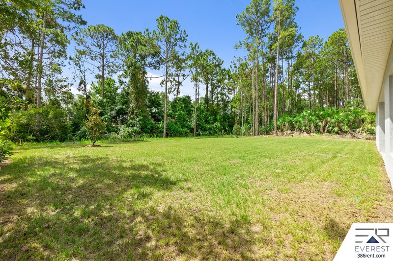 LIKE NEW, UPGRADED 3/2/2 IN POPULAR LEHIGH WOODS property image