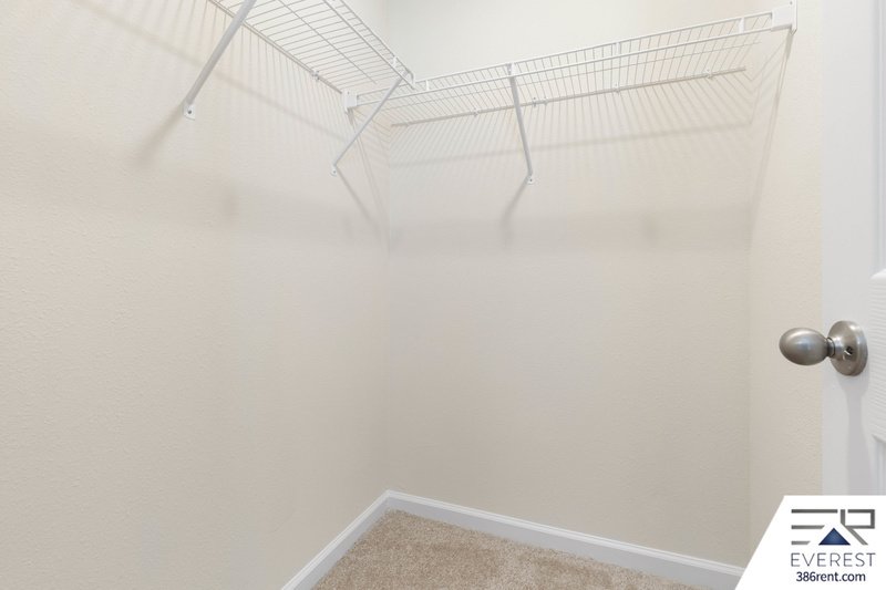 LIKE NEW 2/2.5/1 TOWNHOUSE IN BEAUTIFUL SILVERLEAF OF ST AUGUSTINE property image