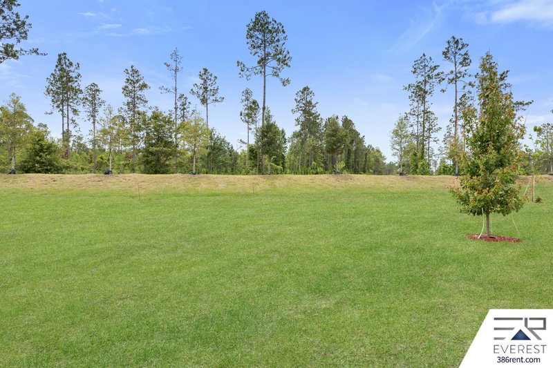 LIKE NEW 2/2.5/1 TOWNHOUSE IN BEAUTIFUL SILVERLEAF OF ST AUGUSTINE property image