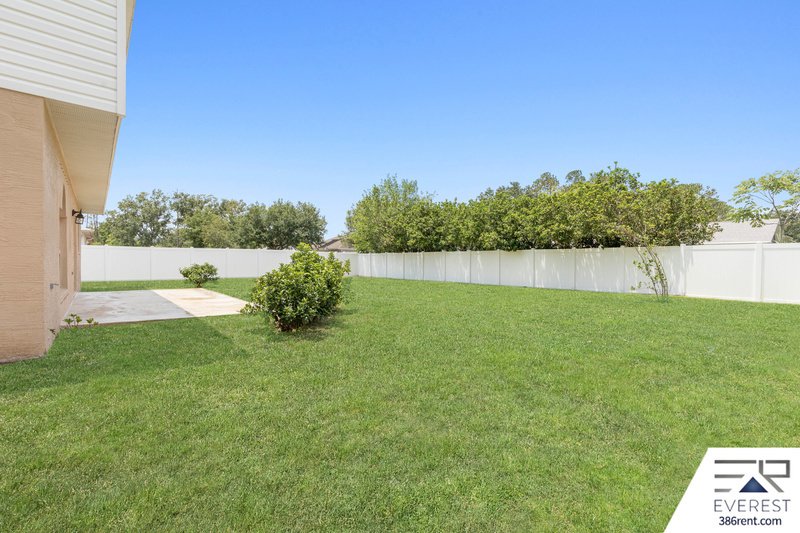 FULLY FENCED, SPACIOUS 4+DEN/2.5/2 IN DESIRABLE QUAIL HOLLOW property image