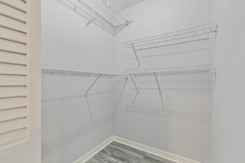 LIKE NEW 3/2/2 IN DESIRABLE PINE LAKES property image