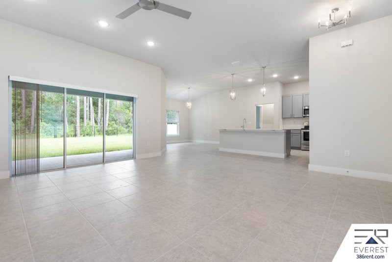 FULLY FENCED 3/2/2 ON A CUL DE SAC IN BEAUTIFUL QUAIL HOLLOW property image