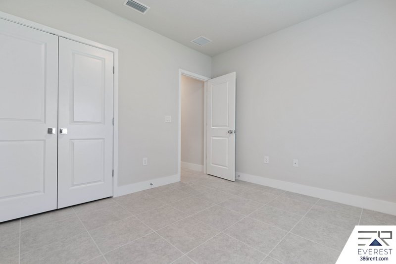 FULLY FENCED 3/2/2 ON A CUL DE SAC IN BEAUTIFUL QUAIL HOLLOW property image