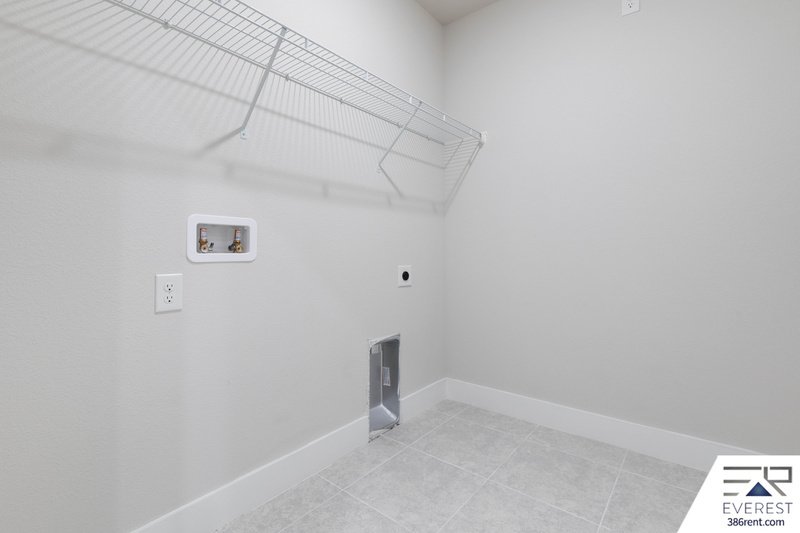 FULLY FENCED 3/2/2 ON A CUL DE SAC IN BEAUTIFUL QUAIL HOLLOW property image