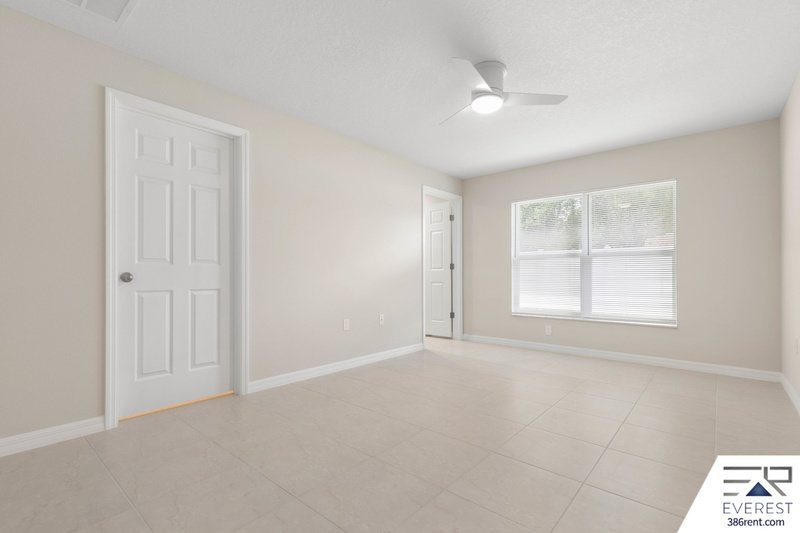 Brand New, fully fenced on a quiet cul-de-sac property image