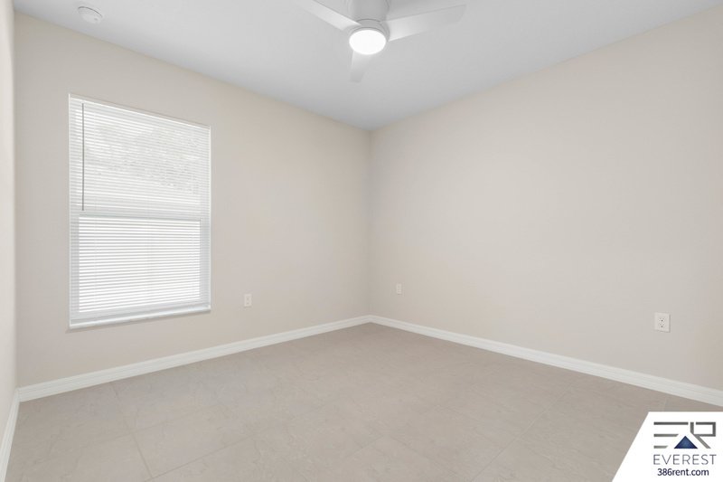 Brand New, fully fenced on a quiet cul-de-sac property image