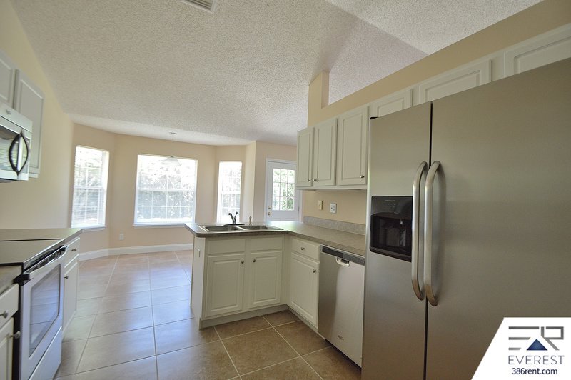 SPACIOUS 4/2/2 IN DESIRABLE MATANZAS WOODS property image