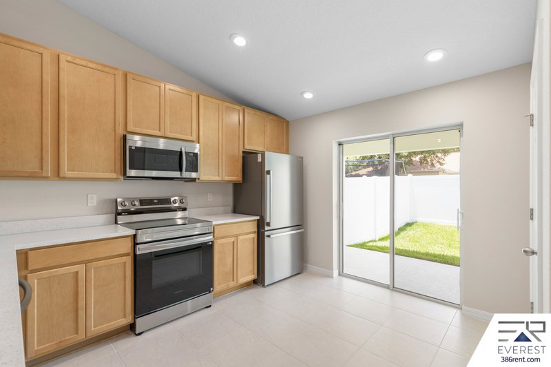 Brand New, fully fenced on a quiet cul-de-sac property image