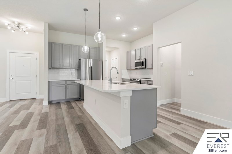 LIKE NEW, UPGRADED 3/2/2 IN THE HEART OF PALM COAST property image