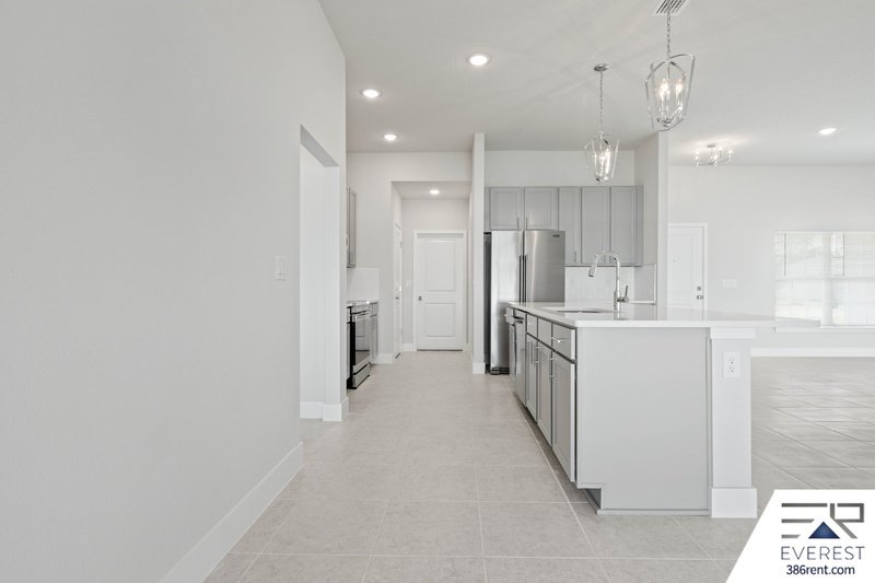 FULLY FENCED, LIKE NEW 3/2/2 IN DESIRABLE INDIAN TRAILS property image