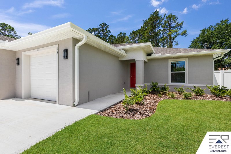 Brand New, fully fenced on a quiet cul-de-sac property image