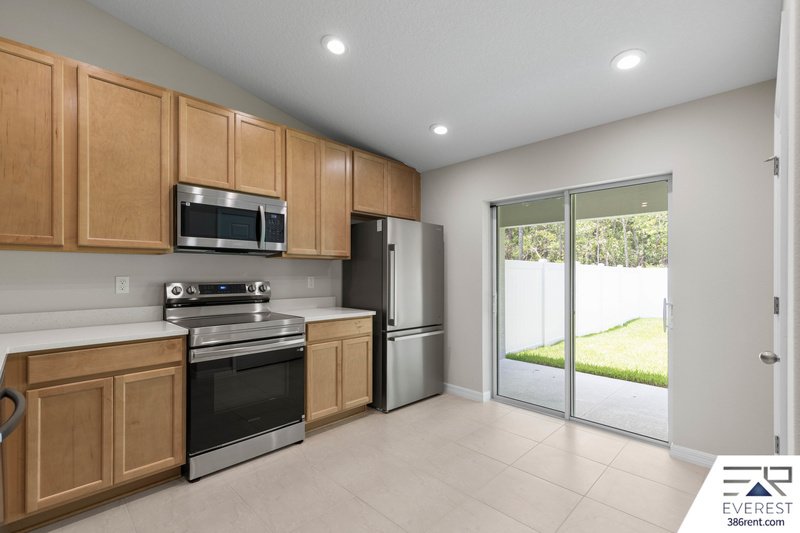 Brand New, fully fenced on a quiet cul-de-sac property image