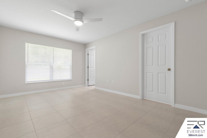 Brand New, fully fenced on a quiet cul-de-sac property image