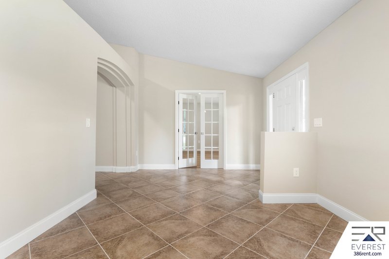 FULLY FENCED, SPACIOUS 4+DEN/3/2 IN DESIRABLE INDIAN TRAILS property image