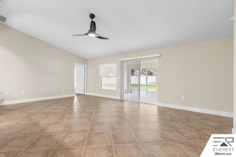 FULLY FENCED, SPACIOUS 4+DEN/3/2 IN DESIRABLE INDIAN TRAILS property image