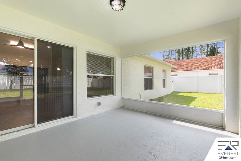 FULLY FENCED, SPACIOUS 4+DEN/3/2 IN DESIRABLE INDIAN TRAILS property image