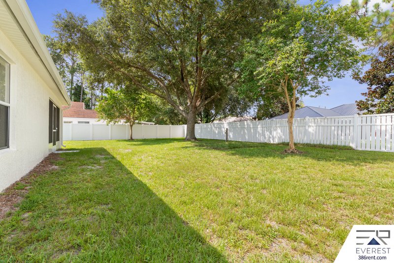 FULLY FENCED, SPACIOUS 4+DEN/3/2 IN DESIRABLE INDIAN TRAILS property image